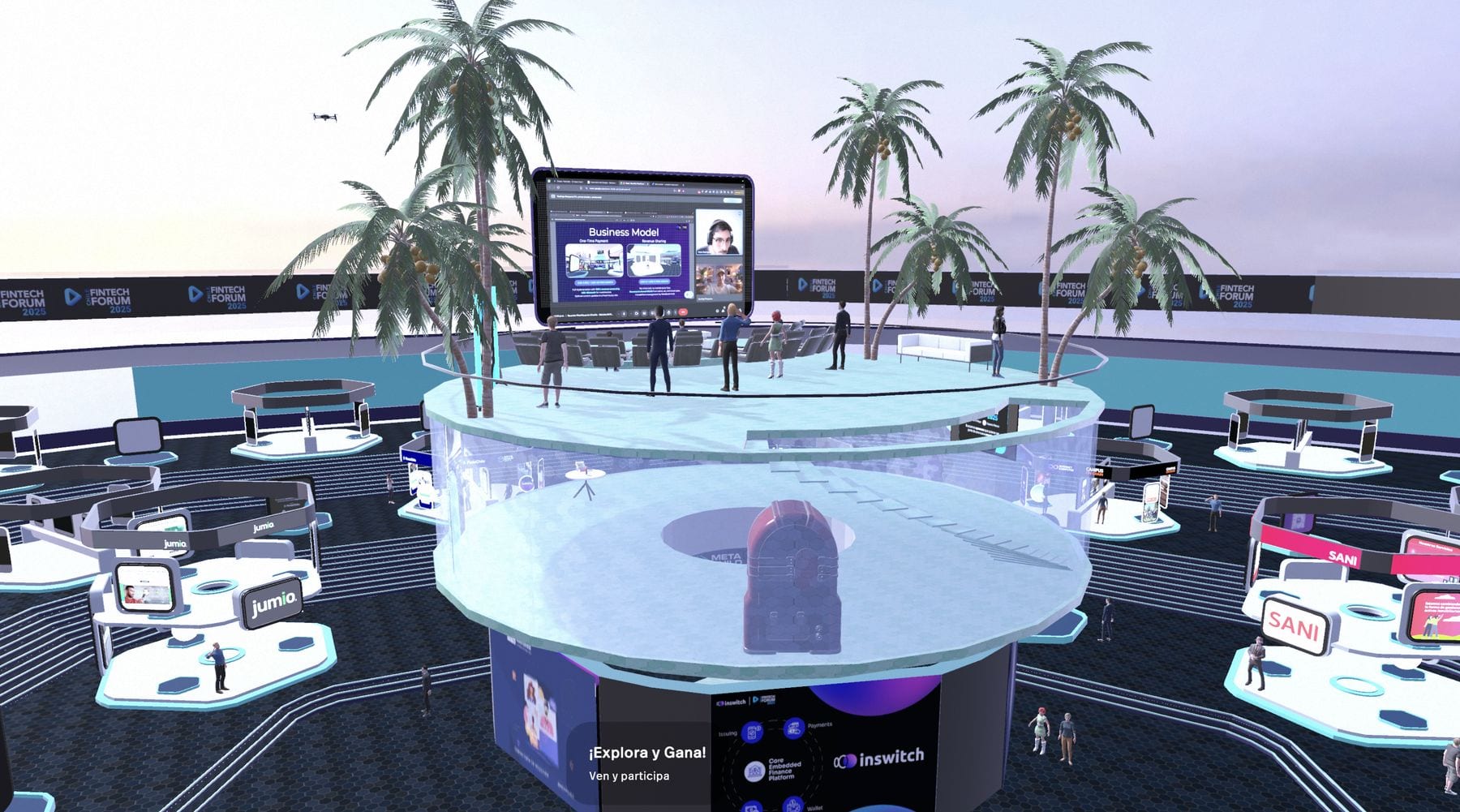 Recinto de la edición 2025 del Chile Fintech Forum: escenario elevado entre palmeras rodeado de stands